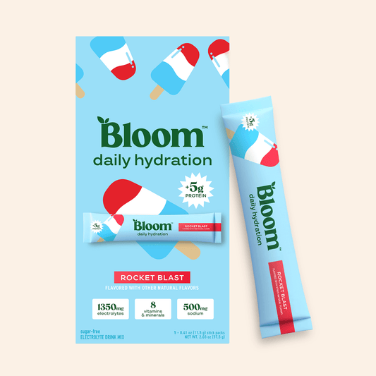 daily-hydration-sticks-t8 dailyhydration_RB_01_c604357d-be9c-44ab-8488-b4511e618f3b.png